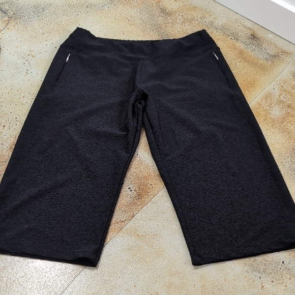 Lucy | Charcoal Wide Leg Leggings Capris Size L - Picture 8 of 11
